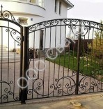 Распашные сварные  ворота - Сварог - изготовление раздвижных, распашных, сварных кованых решеток на окна и двери, а так же  сварные, металлические распашные ворота и забор под ключ